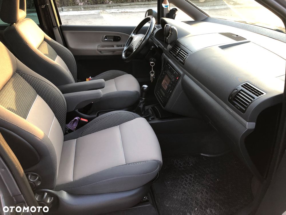 Volkswagen Sharan 2.0 TDI DPF Exclusive Edition - 11