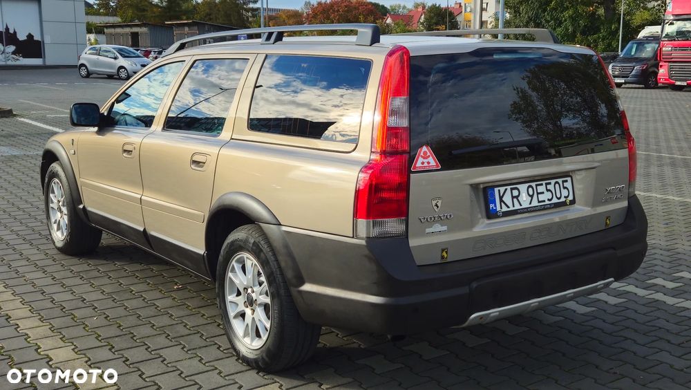 Volvo XC 70 2.5T AWD Momentum - 3