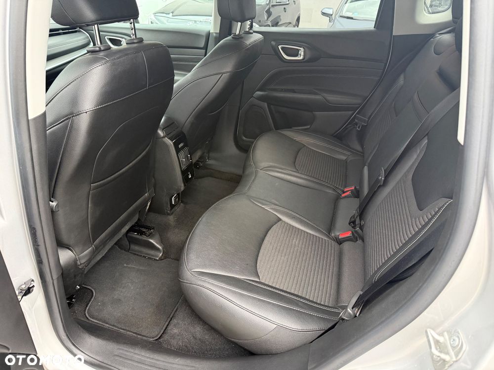 Jeep Compass 1.5 T4 mHEV Limited FWD S&S DCT - 26