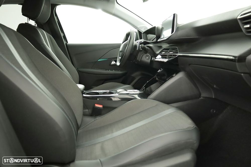 Peugeot 208 1.2 PureTech Allure EAT8 - 20