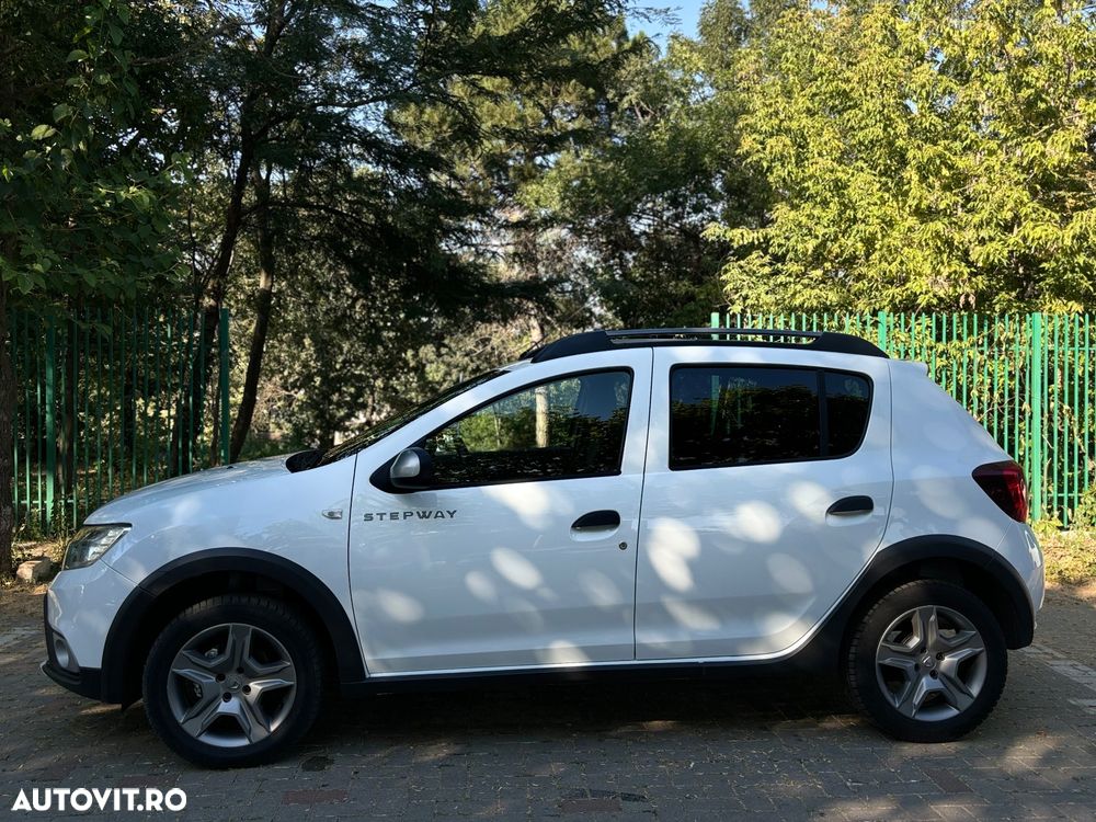 Dacia Sandero 0.9 TCe SL PLUS - 9