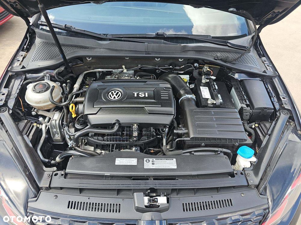 Volkswagen Golf - 13