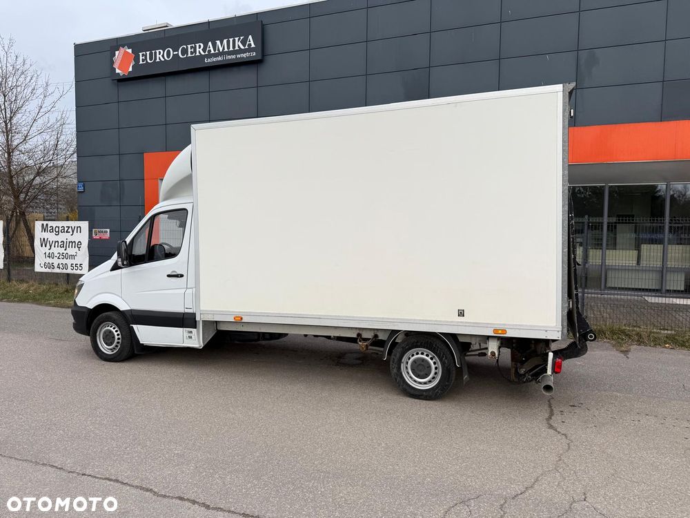 Mercedes-Benz Sprinter 316 CDI, 2.2 163KM, Kontener + winda, Zadbany - 3