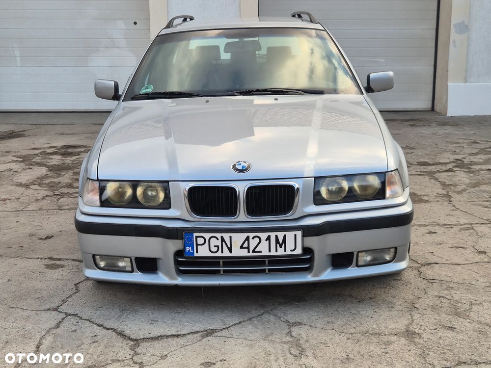 BMW Seria 3 - 22