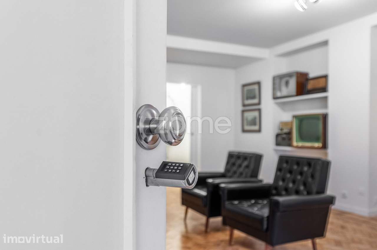 Loft/Hostel com 10 Camas | Rua da Fábrica – Junto aos Aliados, Port... - Grande imagem: 3/22