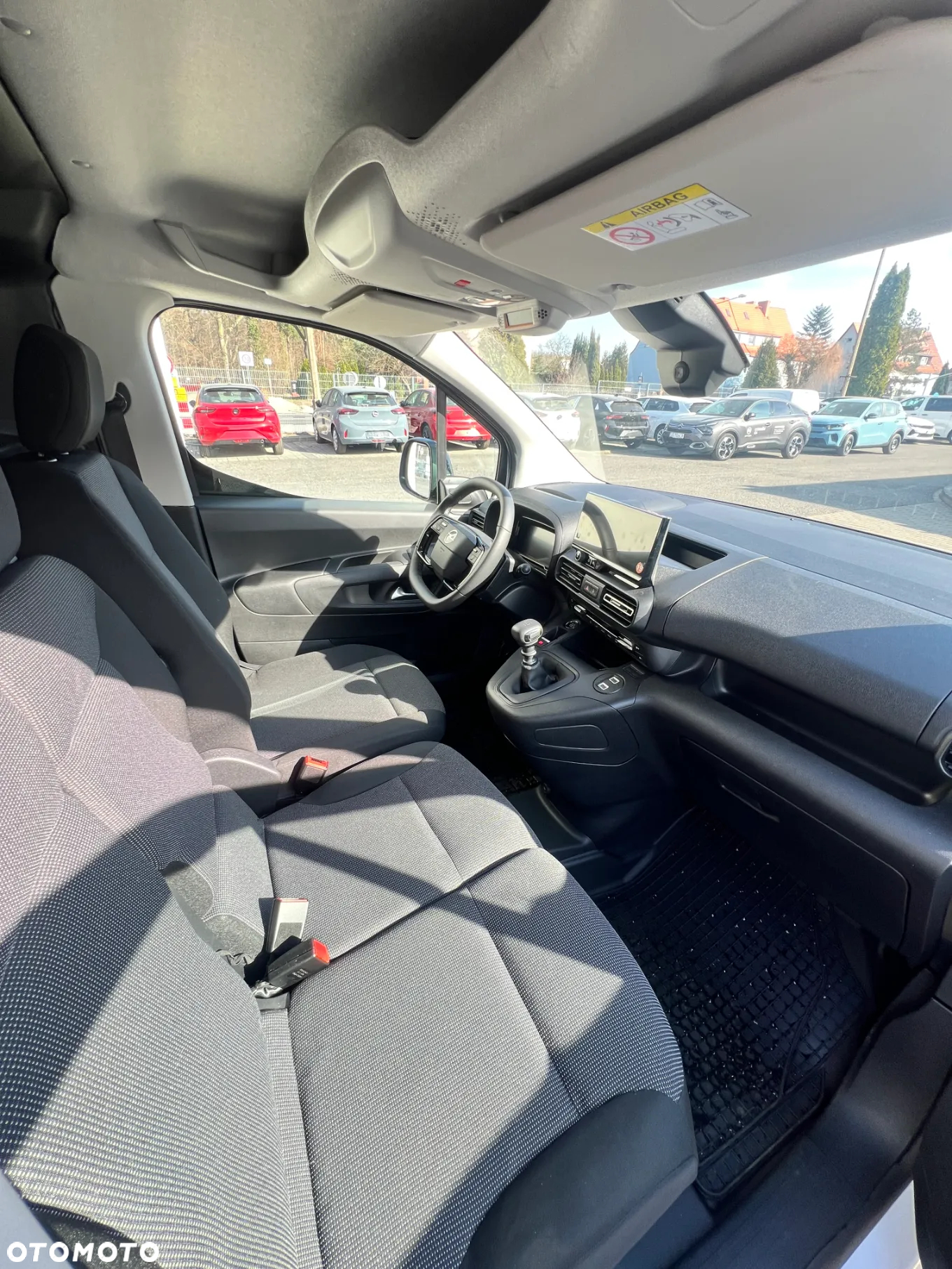 Opel COMBO - 18