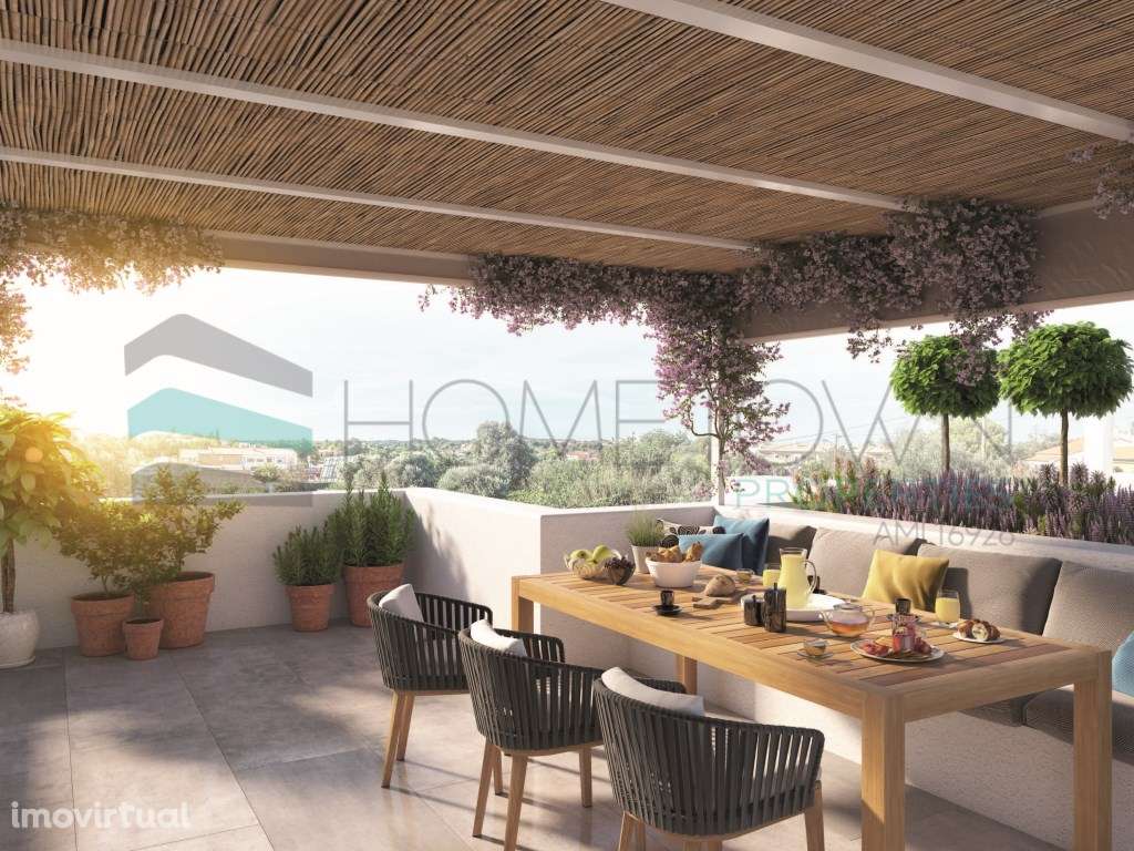 Nova moradia geminada V2 com jardim, piscina e terraço privativo - ... - Grande imagem: 3/16