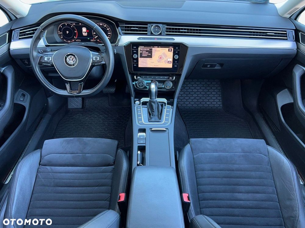 Volkswagen Passat - 15