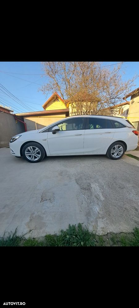 Opel Astra 1.6 D Start/Stop Innovation - 38