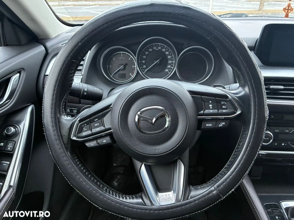 Mazda 6 CD175 AT Revolution Top - 10