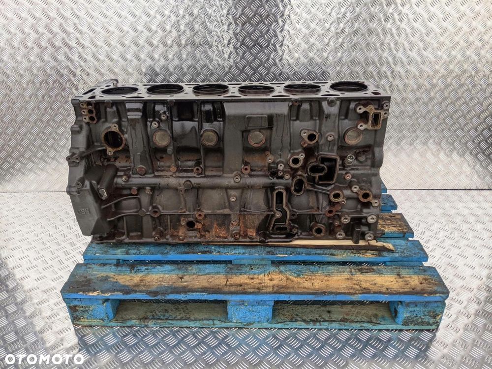 BLOK SILNIKA DAF XF 106 460 - 5