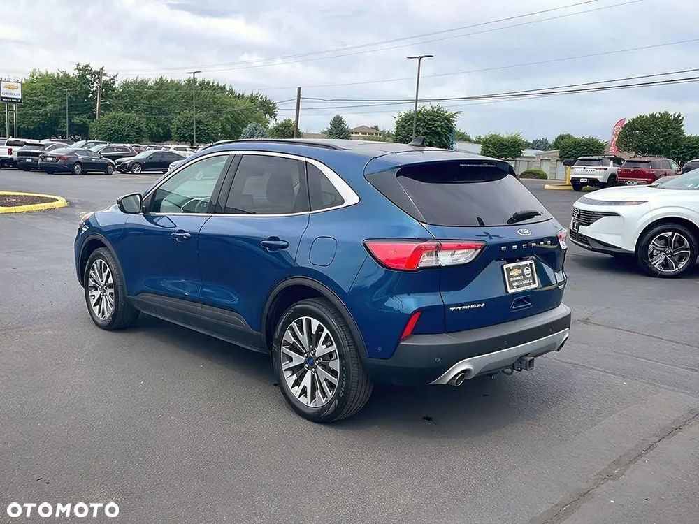 Ford Escape 2.0 EcoBoost AWD Titanium - 5