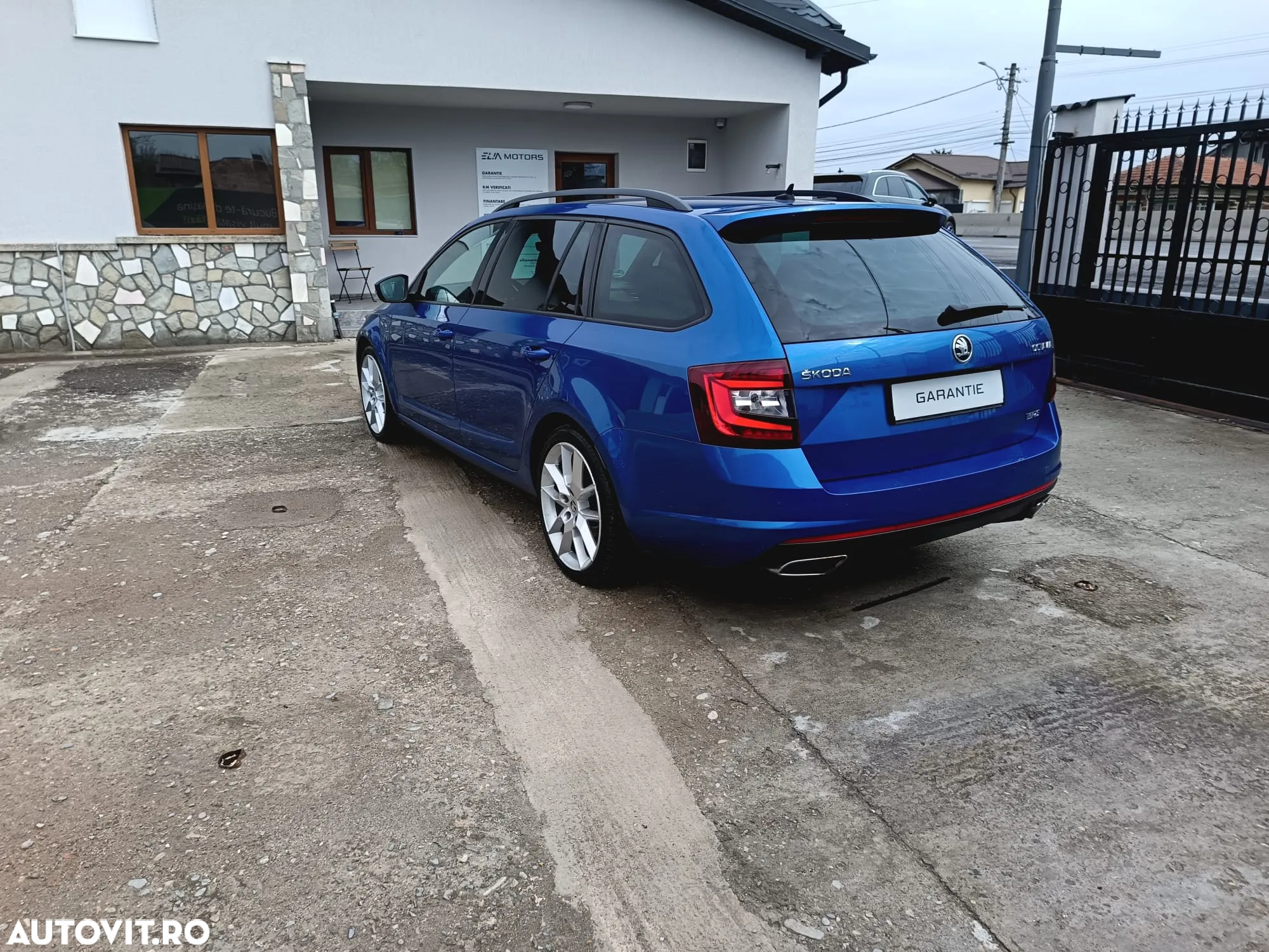 Skoda Octavia Combi Diesel 2.0 TDI RS - 6