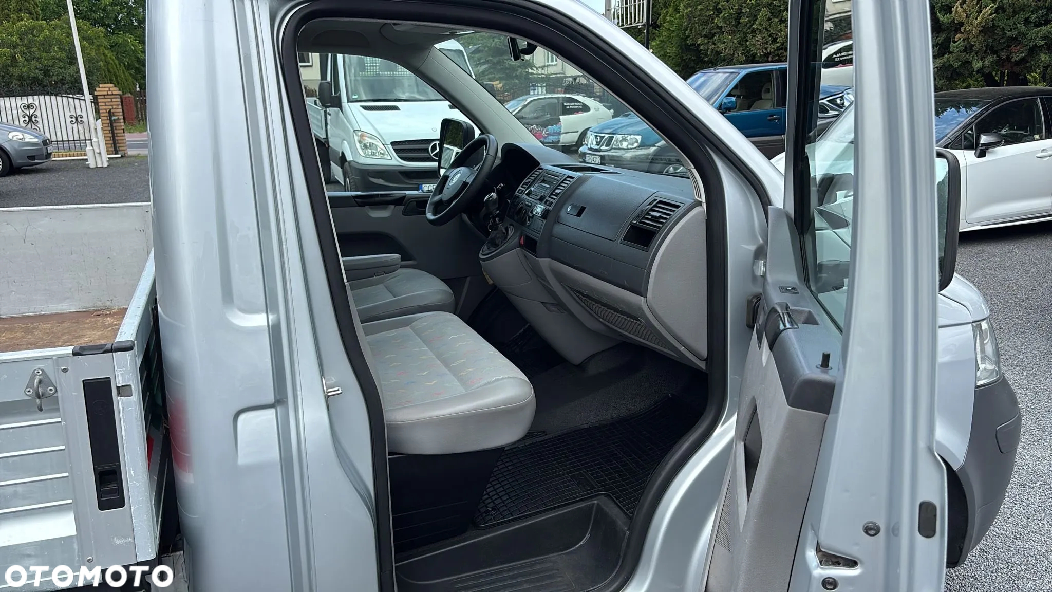 Volkswagen Transporter T5 - 16