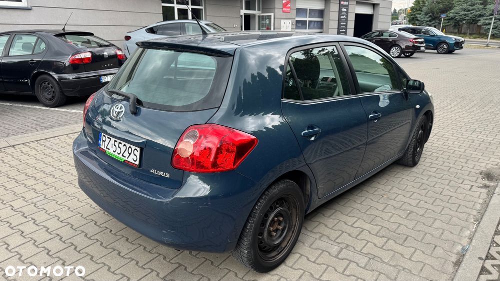 Toyota Auris 1.4 VVT-i Sol - 10
