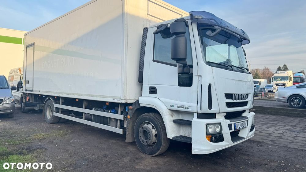 Iveco EUROCARGO 120e25 - 5