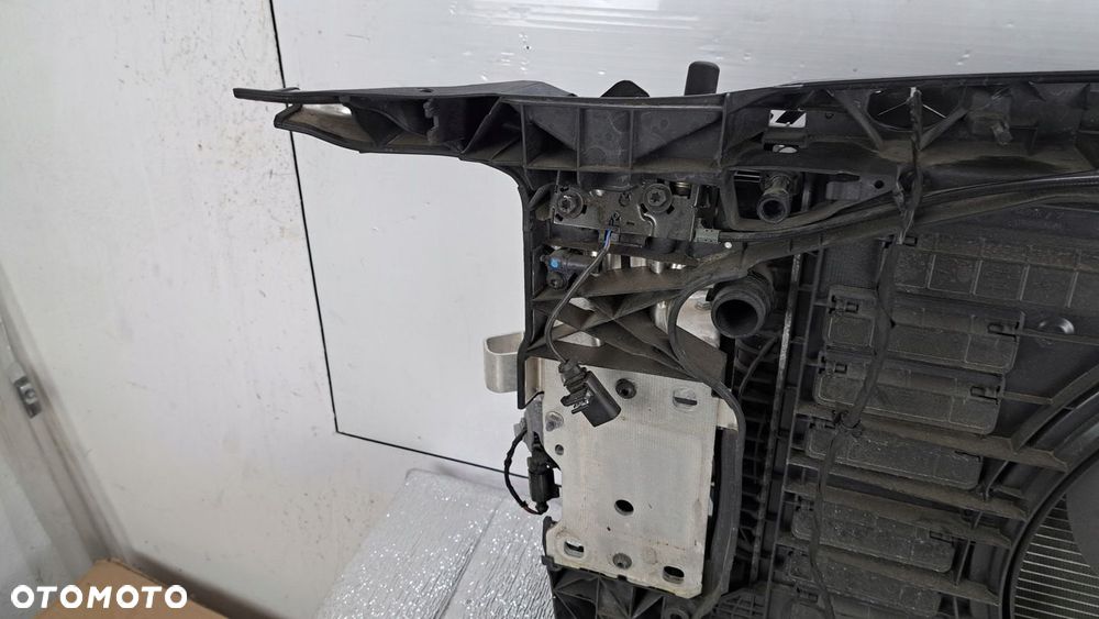 PAS WZMOCNIENIE AUDI A4 A5 8W 8W0 8W6 2.0 TFSI MAKSYMALNIE KOMPLETNE OE B9 - 10
