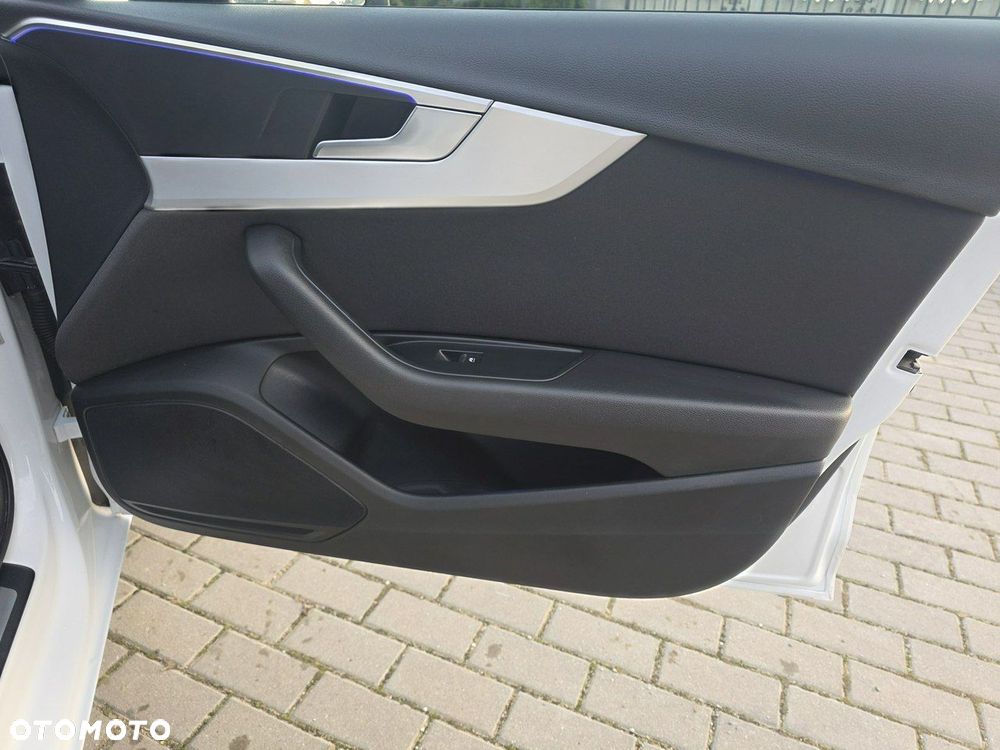 Audi A4 Avant 2.0 TDI DPF multitronic S line Sportpaket - 7