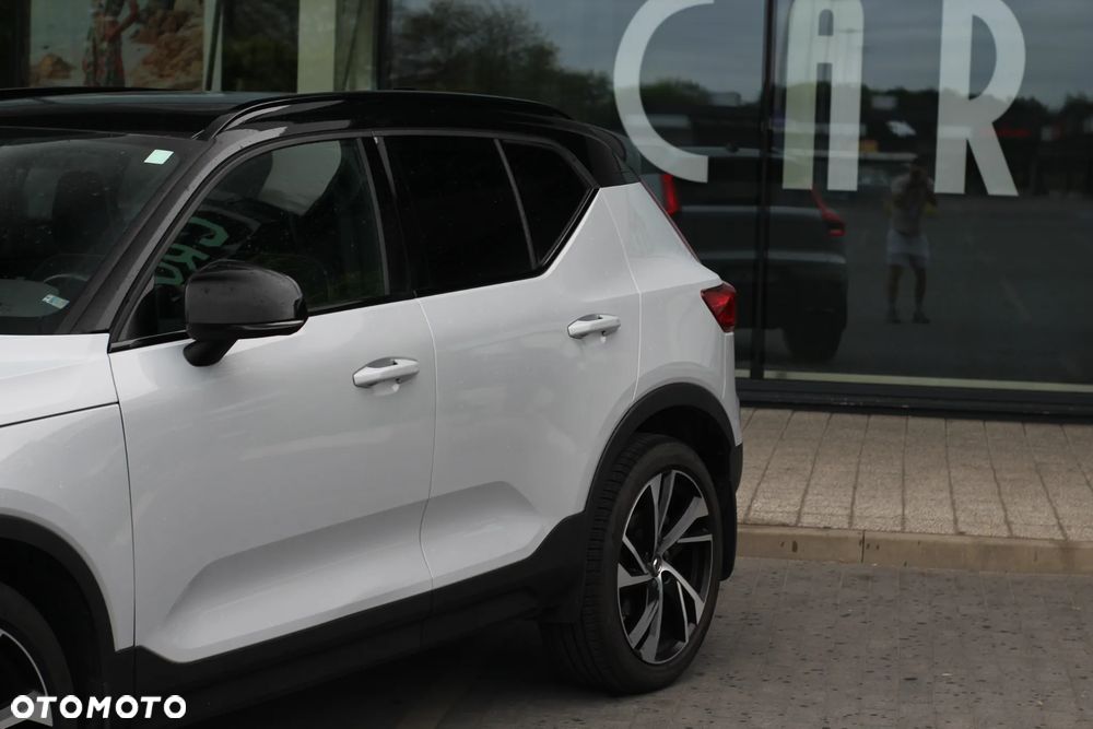 Volvo XC 40 T5 AWD R-Design - 6