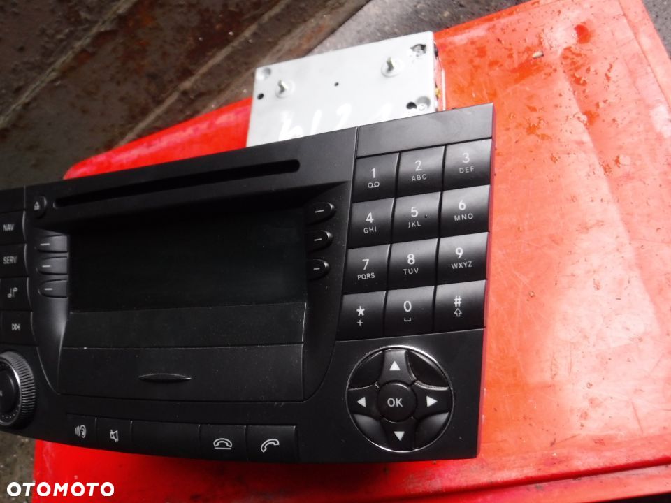 Mercedes E Klasa W211 radio nawigacja navi A2118704589 - 2