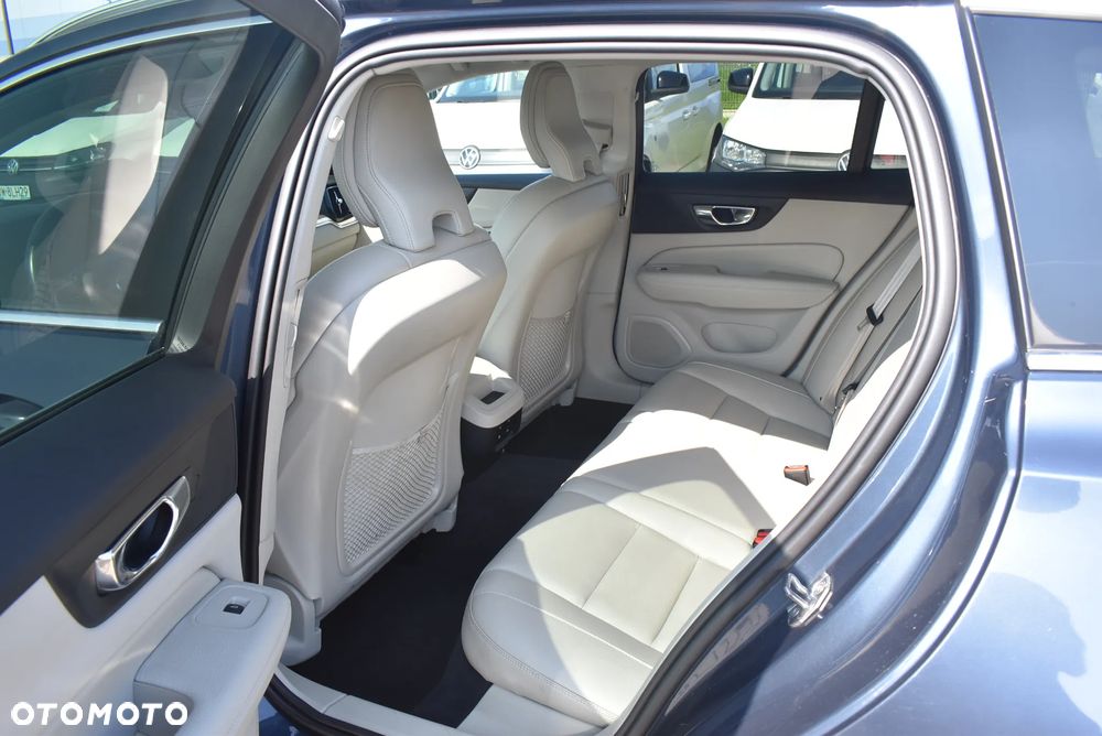 Volvo V60 T4 Inscription - 12