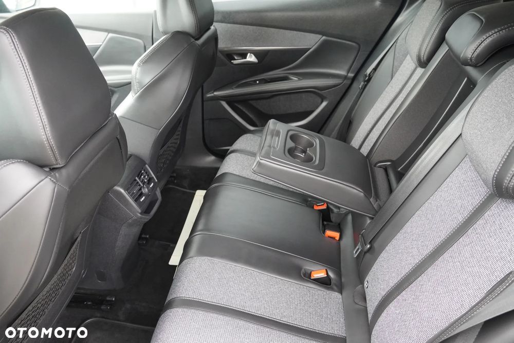 Peugeot 3008 THP 165 EAT6 Stop & Start Allure - 19