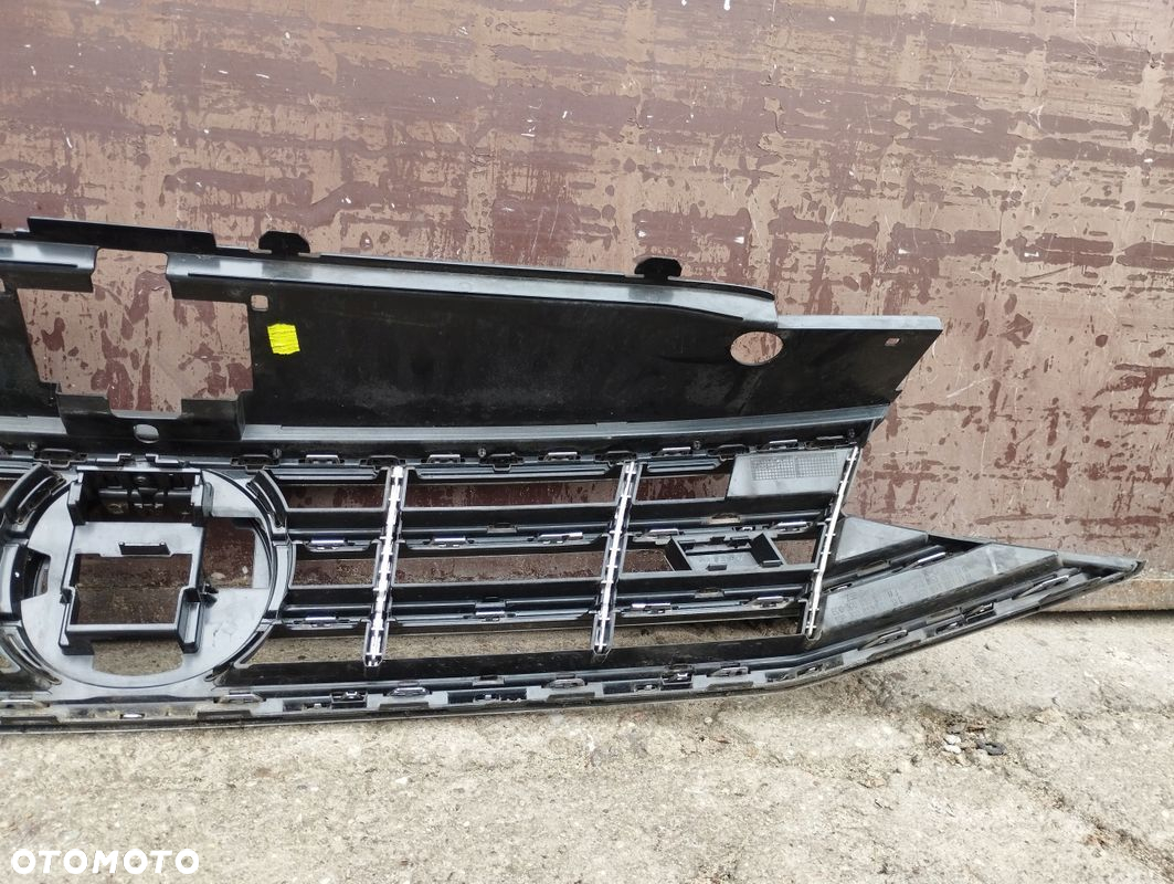 Grill Atrapa VW Passat B8 R-line LIFT 2019-2023 3G0853651DG - 6