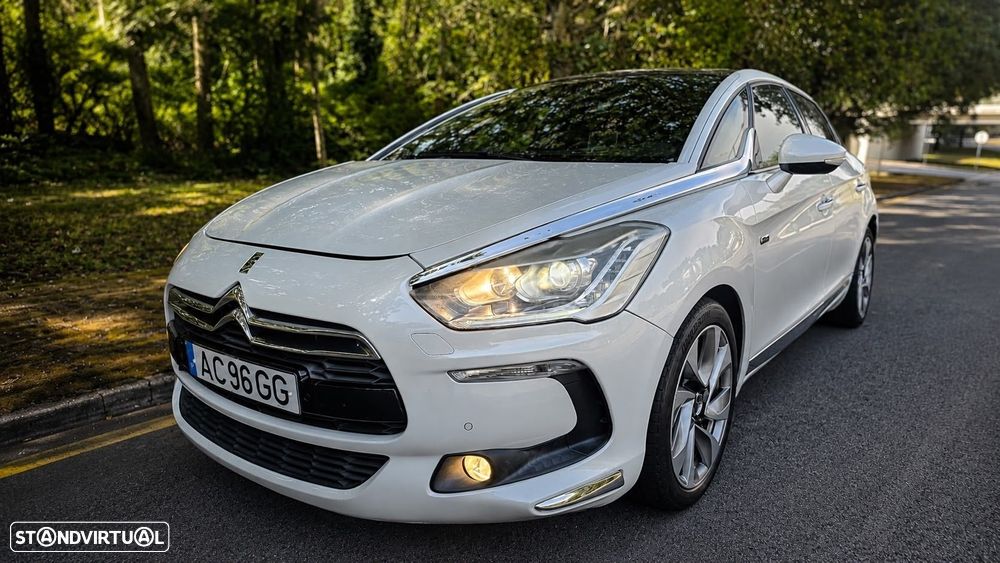 DS DS5 2.0 Hybrid4 Sport Chic - 2