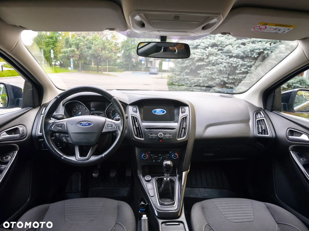 Ford Focus 1.5 EcoBoost Titanium ASS - 5