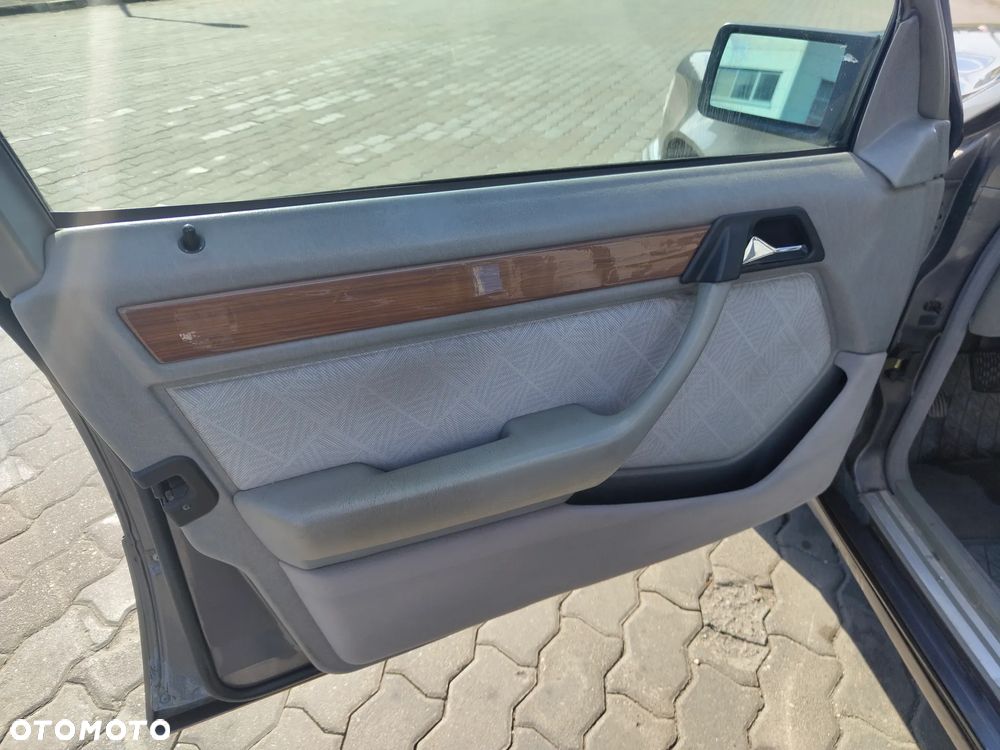 Mercedes-Benz W124 (1984-1993) - 8