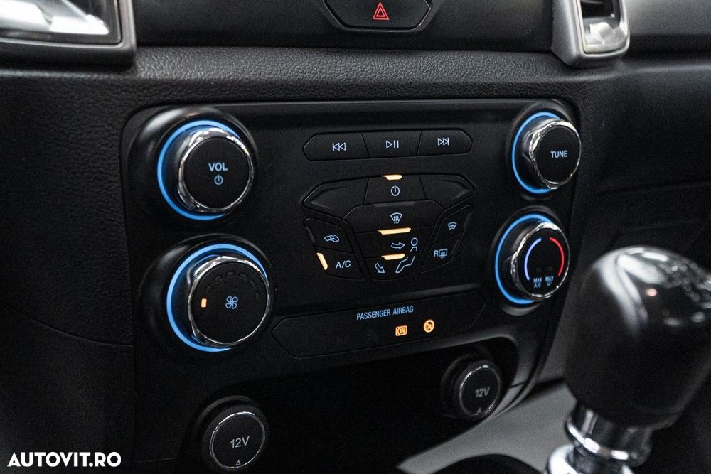 Ford Ranger Pick-Up 2.0 TD 170 CP 6MT 4x4 Double Cab XLT - 12