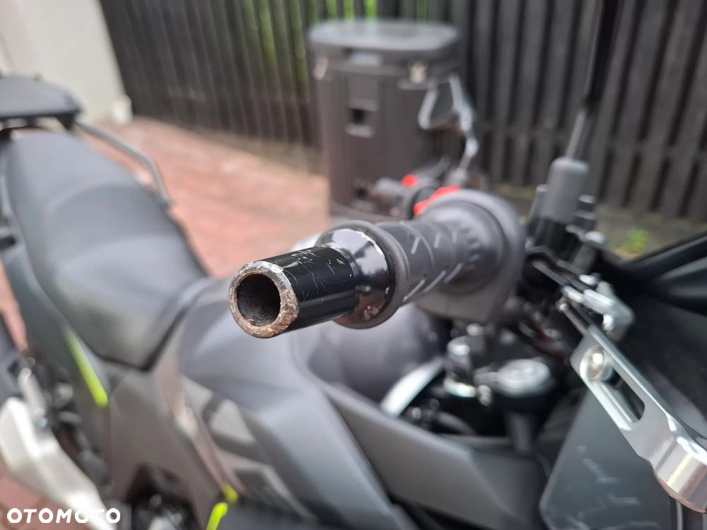 Kawasaki Versys-X 300 - 11