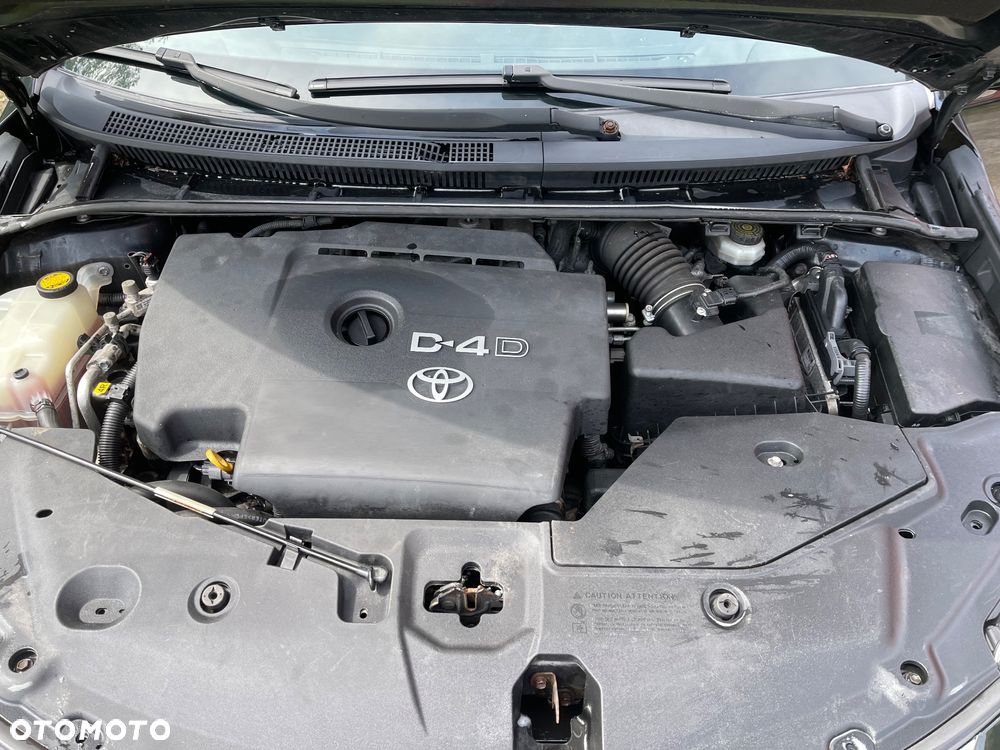 Toyota Avensis 2.2 D-4D Sol Plus NAVI - 20