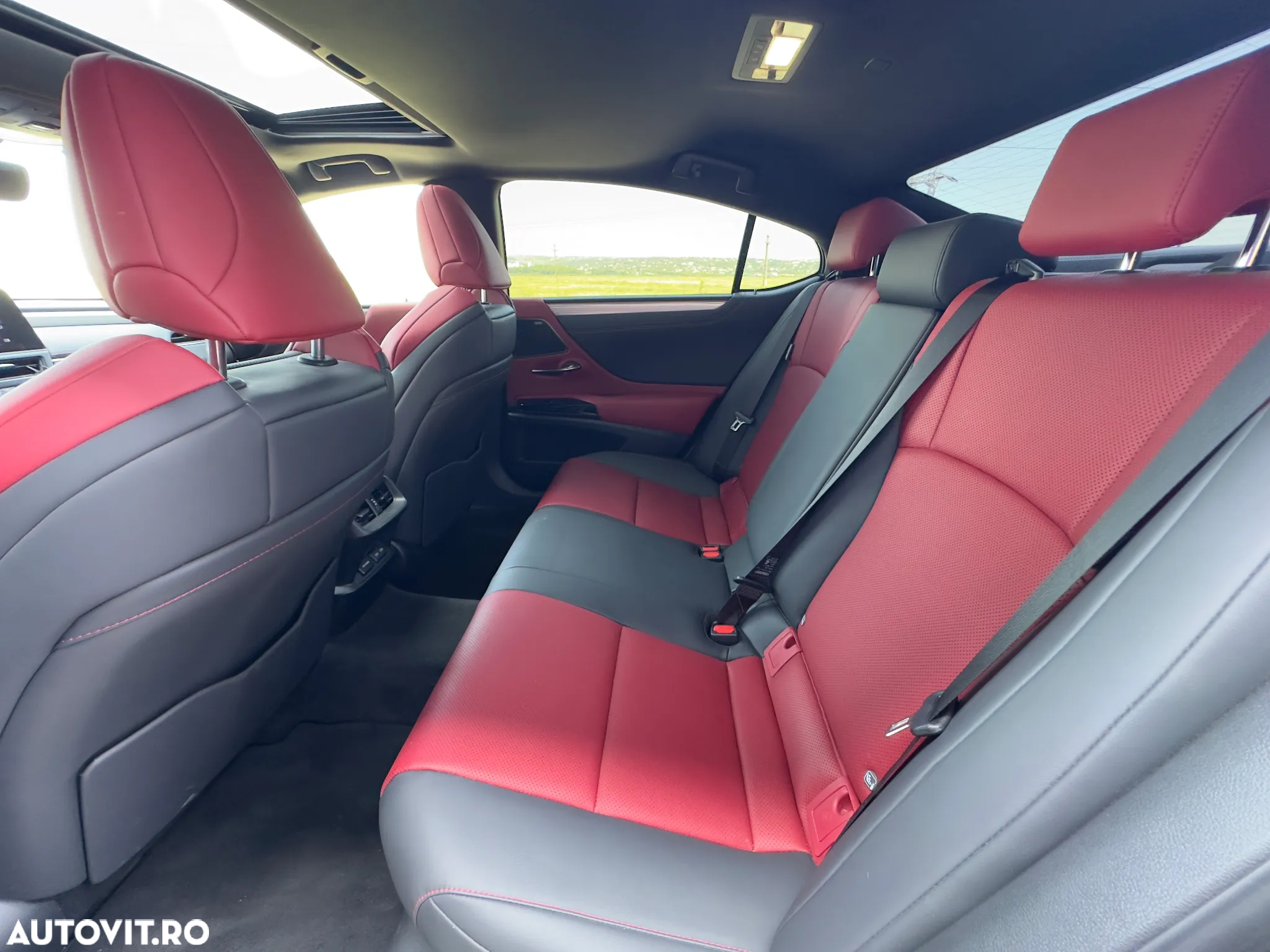 Lexus Seria ES 300h F Sport+ - 19