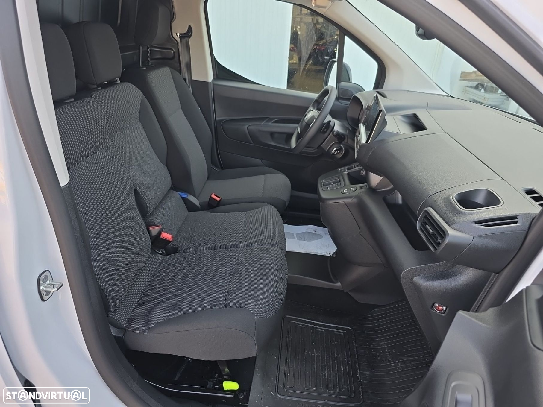 Toyota Proace - 23