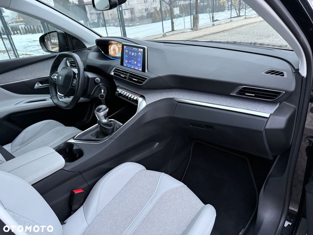 Peugeot 3008 1.5 BlueHDi Active S&S - 18