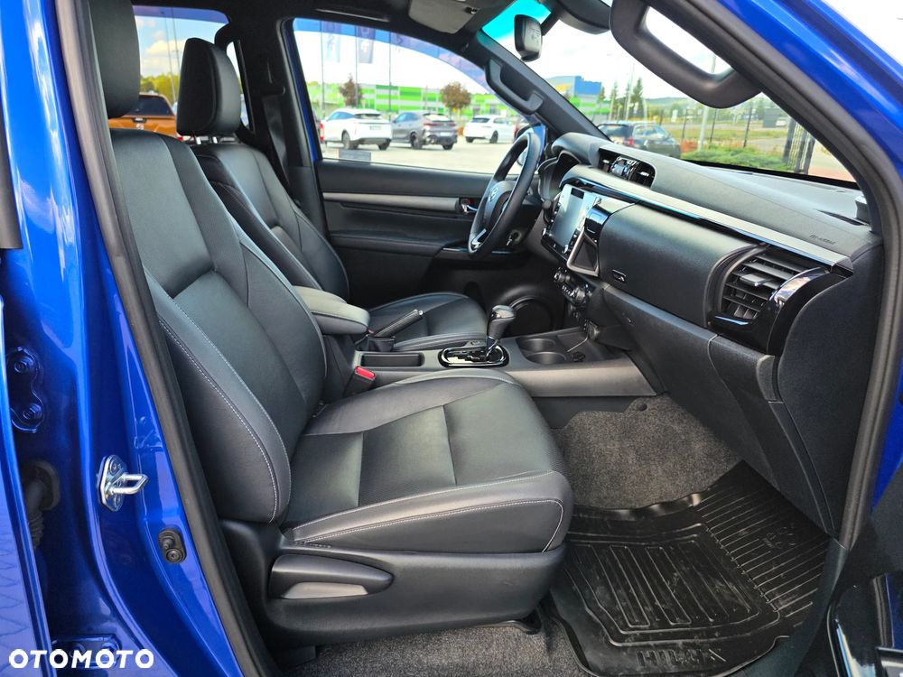Toyota Hilux 2.8 D-4D Double Cab Invincible 4x4 - 28