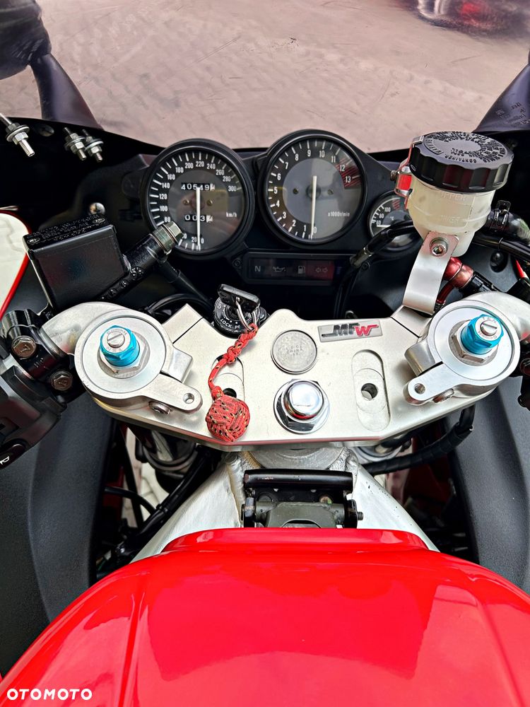 Yamaha Thunderace - 11