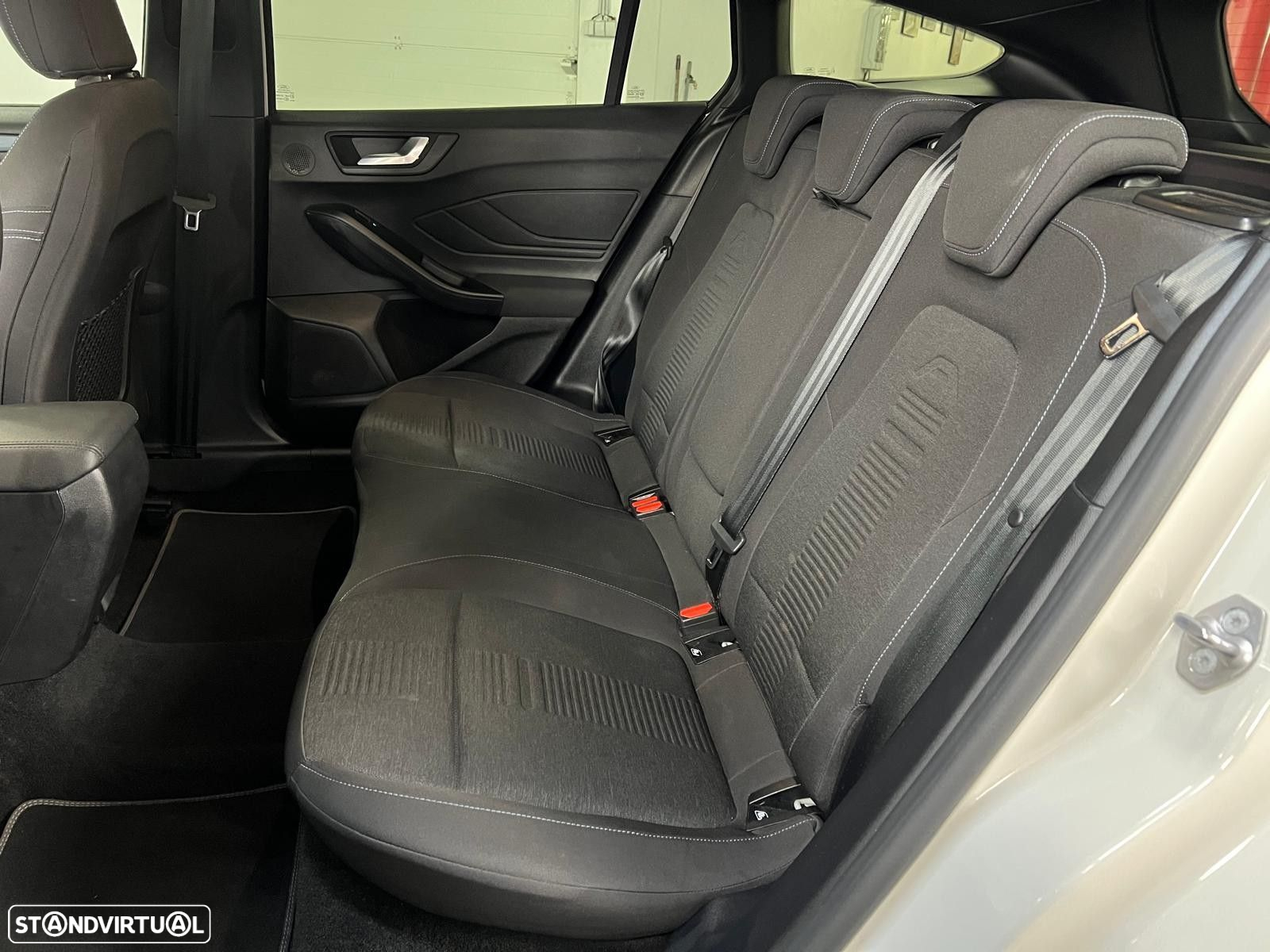 Ford Focus SW 1.0 EcoBoost MHEV Active X - 7