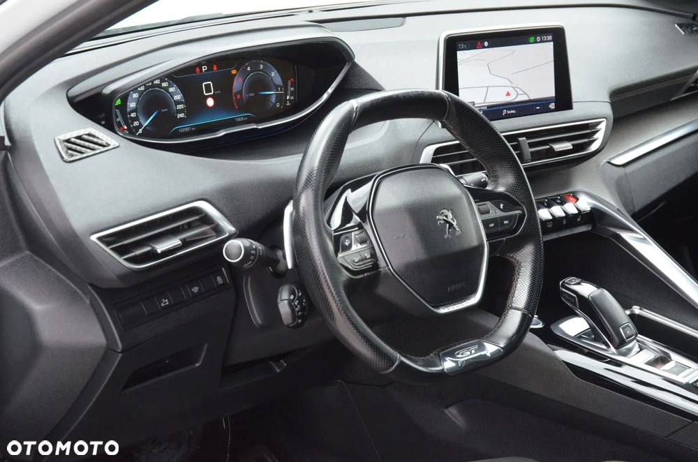 Peugeot 5008 - 40