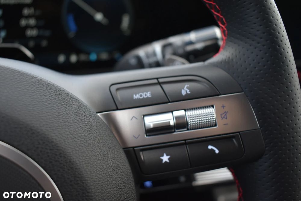Hyundai Kona 65kWh N Line - 11