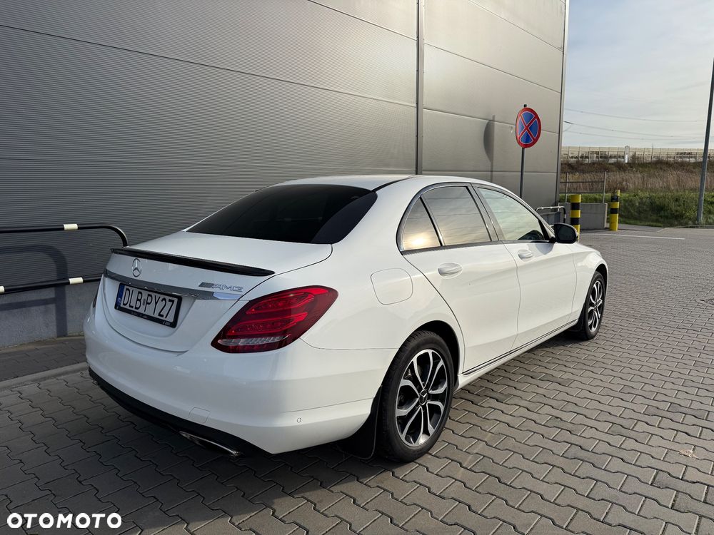 Mercedes-Benz Klasa C 300 7G-TRONIC - 4