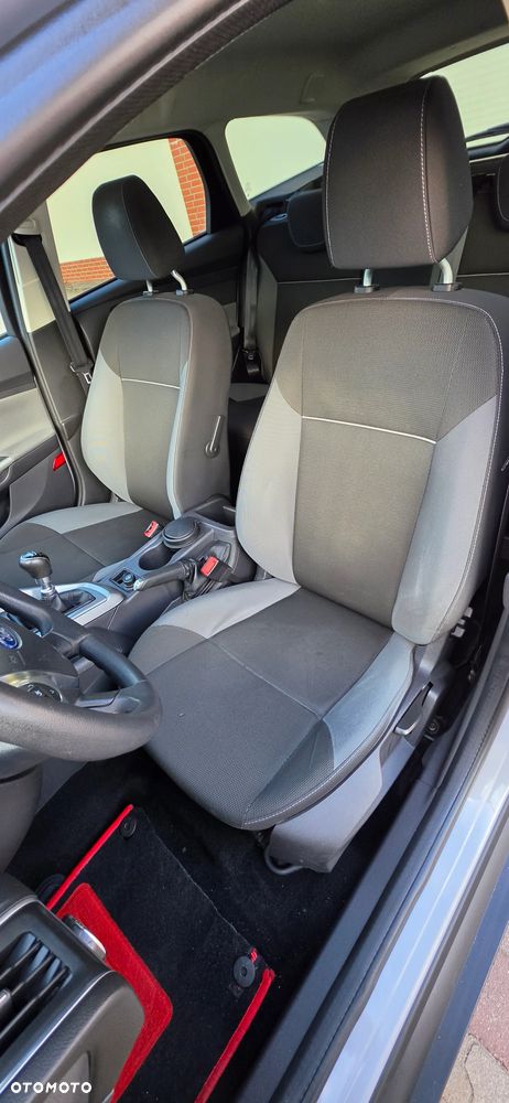 Ford Focus 1.6 TDCi DPF Start-Stopp-System SYNC Edition - 23