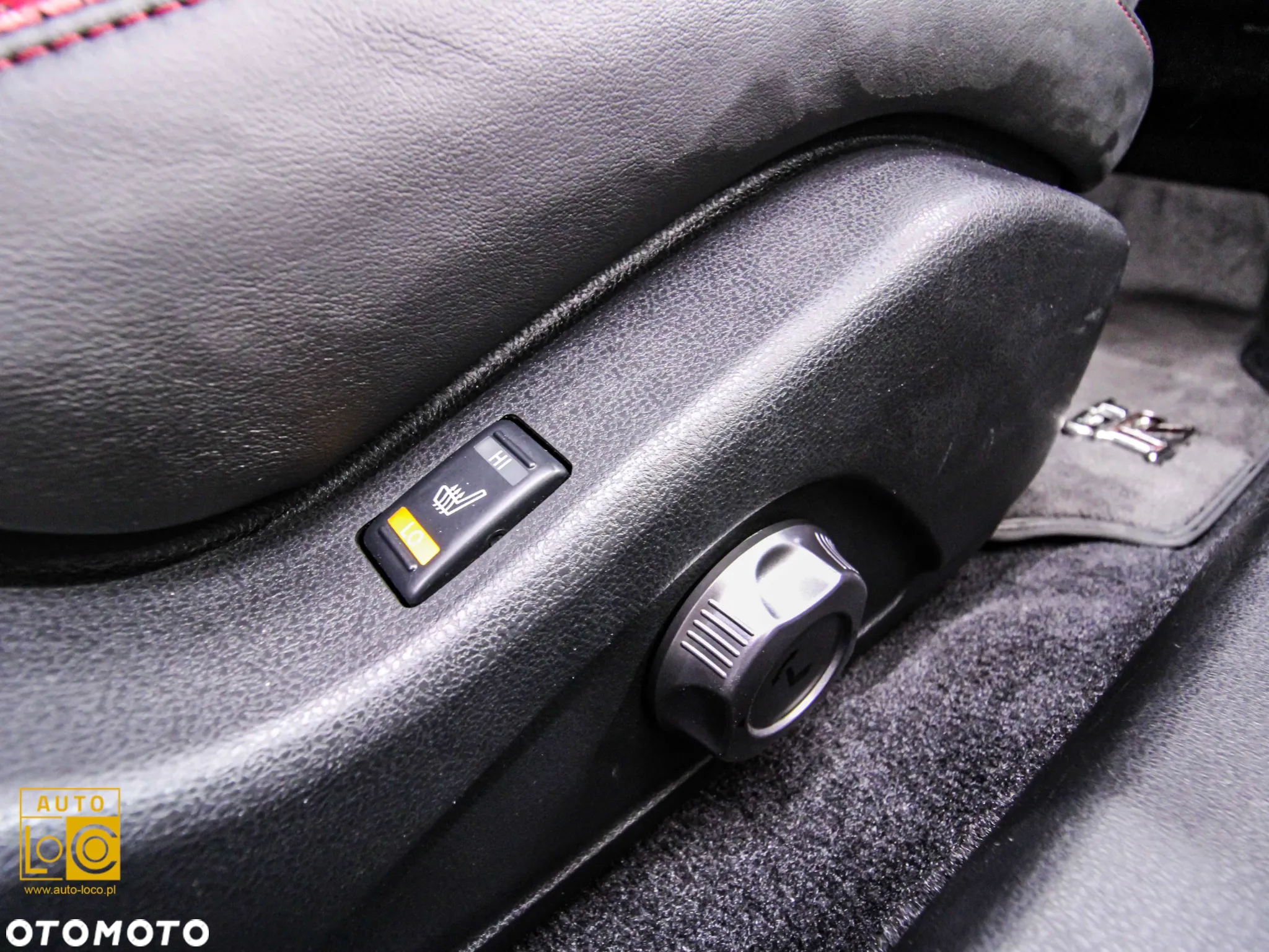 Nissan GT-R Premium Edition - 28