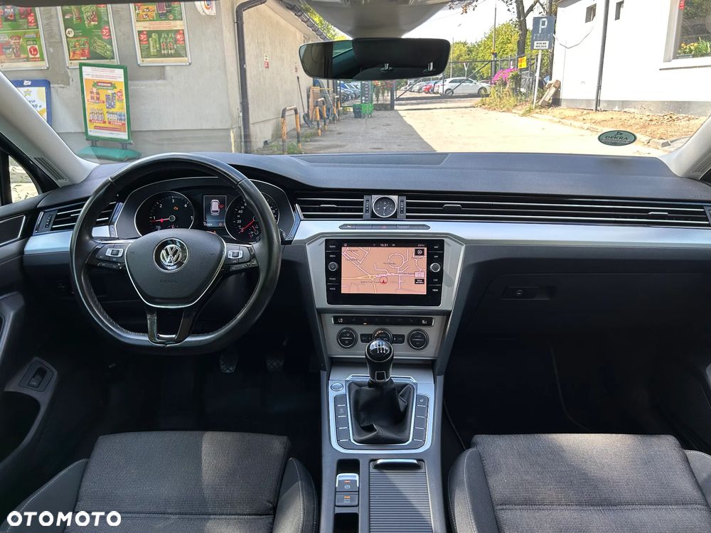 Volkswagen Passat Variant 2.0 TDI SCR Comfortline - 10
