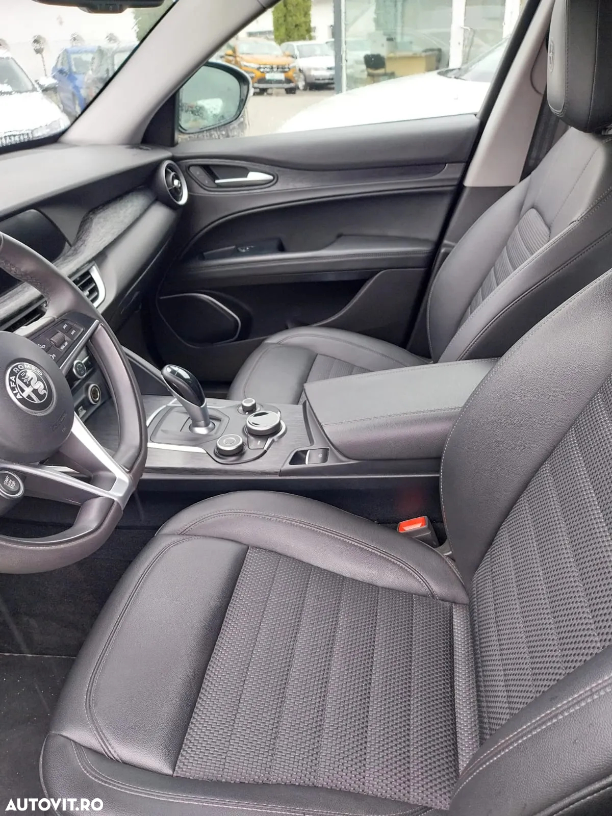 Alfa Romeo Stelvio - 5