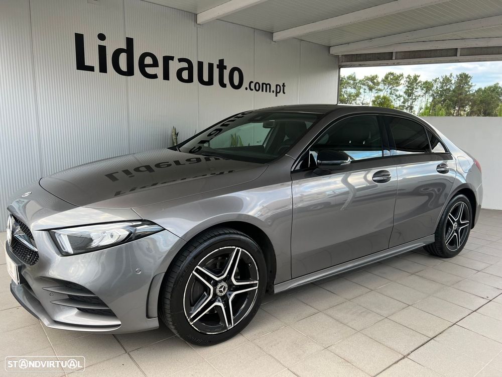 Mercedes-Benz A 250 Limousine e AMG Line - 1