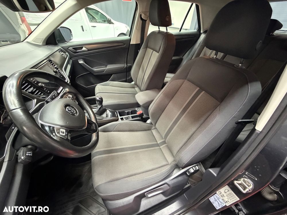 Volkswagen T-Roc 1.0 TSI Design - 12