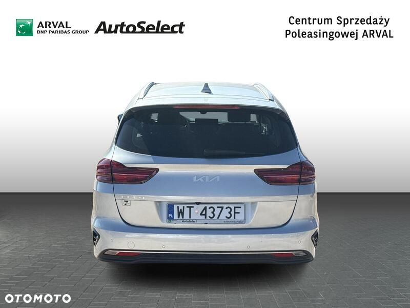 Kia Ceed - 6