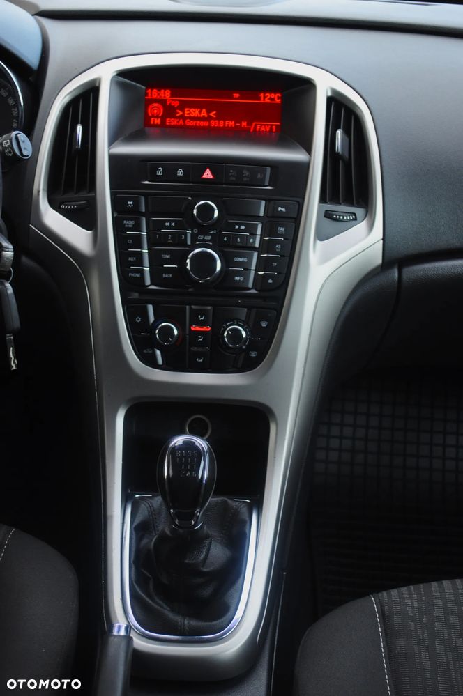 Opel Astra 1.4 Turbo - 16